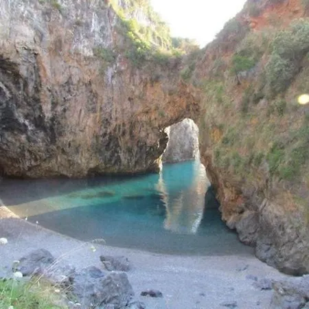 Guest house Villa Racioppi'S San Nicola Arcella